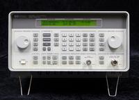 Agilent 8648B Synthesized Signal Generator, 9 kHz to 2000 MHz